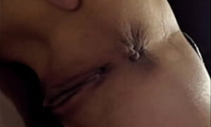 Sex with a beautiful wife is too wet with fellatio and cunnilingus. She took the dick deep into her mouth and did lewd things. First half.