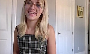 Emma Bugg Vs