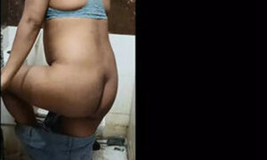 Bhabhi&#039;s body was like that the cream juice was coming out of it.