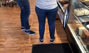 Jewish phat ass white girl at the deli!