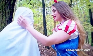 Halloween Dap! Once Upon A Time Cathy Heaven & Simony Diamond Get To Tarras Cock Pack And Enjoy What Belongs To Daps Tw013