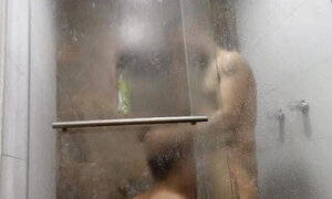 Rich and deep blowjob in the shower