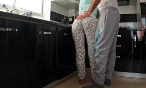 i couldn`t resist watching my hot stepmom cleaning the kitchen and fucked her