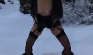 'Mature MILF GILF Plays With Her Hot Pussy In The Snowy Outdoors'