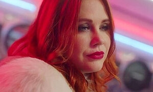 Maitland Ward & Little Dragon Drift Full Hd - Streamhub.to