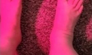 Want to get a massage with these hot sexy  feet ðŸ¤¤ðŸ˜‹