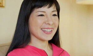 M931G07 A 40-something mature woman who is too sexually active is not satisfied with her husband and appears in AV!