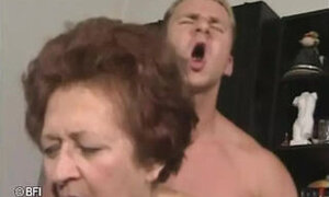 Cum in ancient pussy