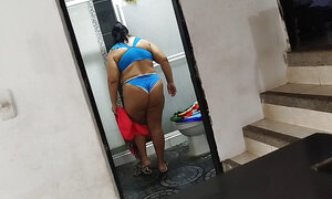 I find a big-assed girl alone on the beach, end up inviting her over to my apartment, and then we end up having passionate sex