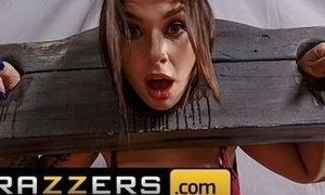 Brazzers - Thicc Porn Industry Star Ivy Lebelle cucks her boyfriend