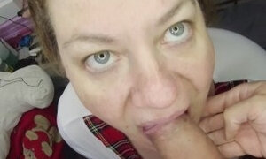 Sexy MILF Roleplaying at the Dentist