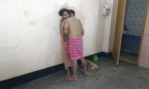 VILLAGE NEW MARRID WIFE SEX VIDEO
