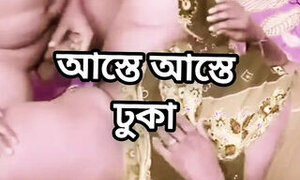 Bangladeshi big ass beautiful mature hot sexy bhabi cheating hasband and fuck by hasband in bedroom