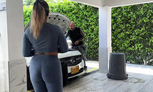 Horny Colombian Sucks the Mechanic&#039;s Cock and Fucks Him