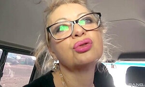 Old Blonde Mature Gilf In The Car(4k) - Outdoor Handjob
