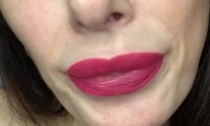 'Sweet lips of porn star Liza Virgin drool'
