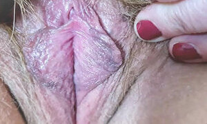Pussy Lips - Close Up (homemade natural bigtits mature aunt bbw_wife)