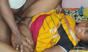 Chudakkad Desi aunty ka hot video Majedar sex Liya