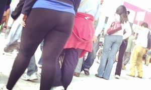 Mature phat ass white girl on a walk! Fat hips, cheeks, VPL