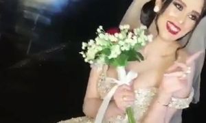 Arab Egyptian Bride super-fucking-hot bumpers - Bride taunting with her bumpers