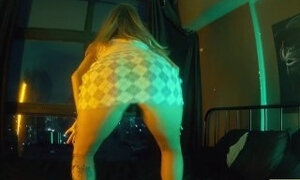 Dance and Massage with Brazilian Babe - Max Boss