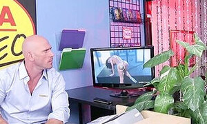 Zoey Monroe, Sunny Leone And Johnny Sins In And Friendly Squirting