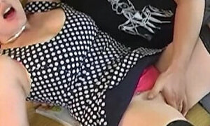 Redhead Milf Hands Over Her Pussy And All Control Over To A Hung Guy