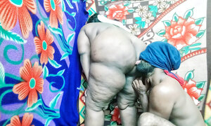 Indian Tamil chubby wife's big ass licking and kissing romantic video
