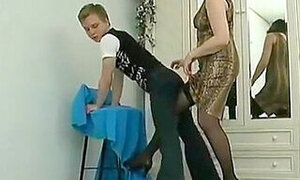 russian mature laura 35