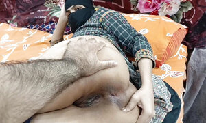 Desi Pakistani Beautiful Stepmom
