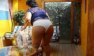 Mature lady with big toy