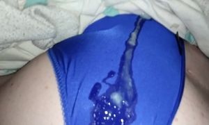 Blue thong cum-shot for plumper wife