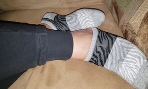 DaCaptainAndMimosa In HER soles ARE beautiful EVEN IN SOCKS